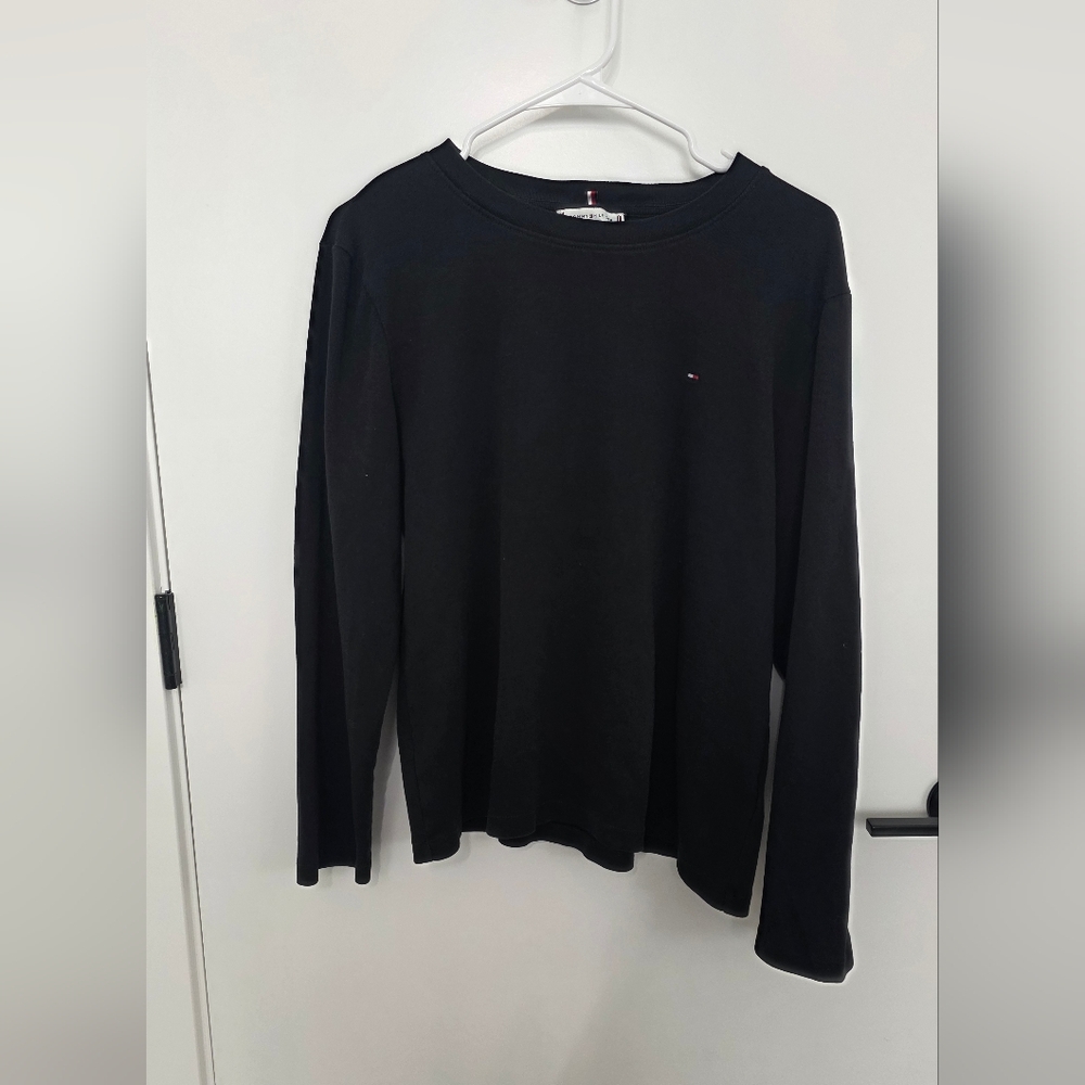 Black Long-Sleeve Crewneck Shirt - Tommy Hilfiger